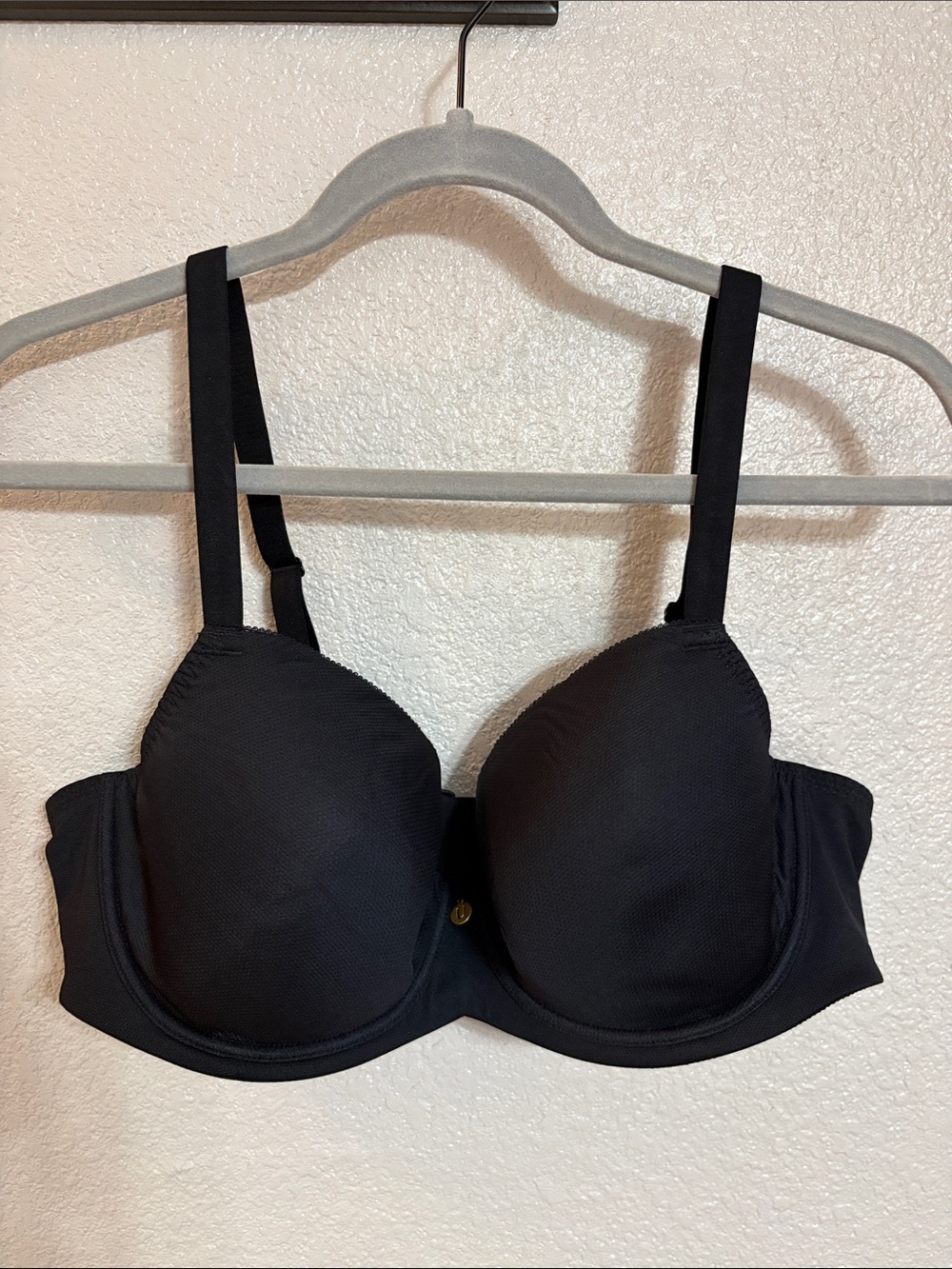 Understance Buffy flexwire smoothing bra NWT